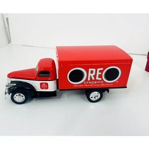 Vintage 1942 Chevy Truck Oreo Biscuit Company Die Cast Coin Bank